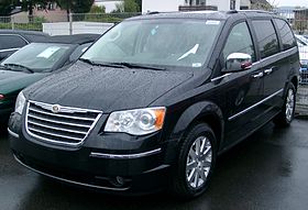 Chrysler Voyager front 20080419.jpg